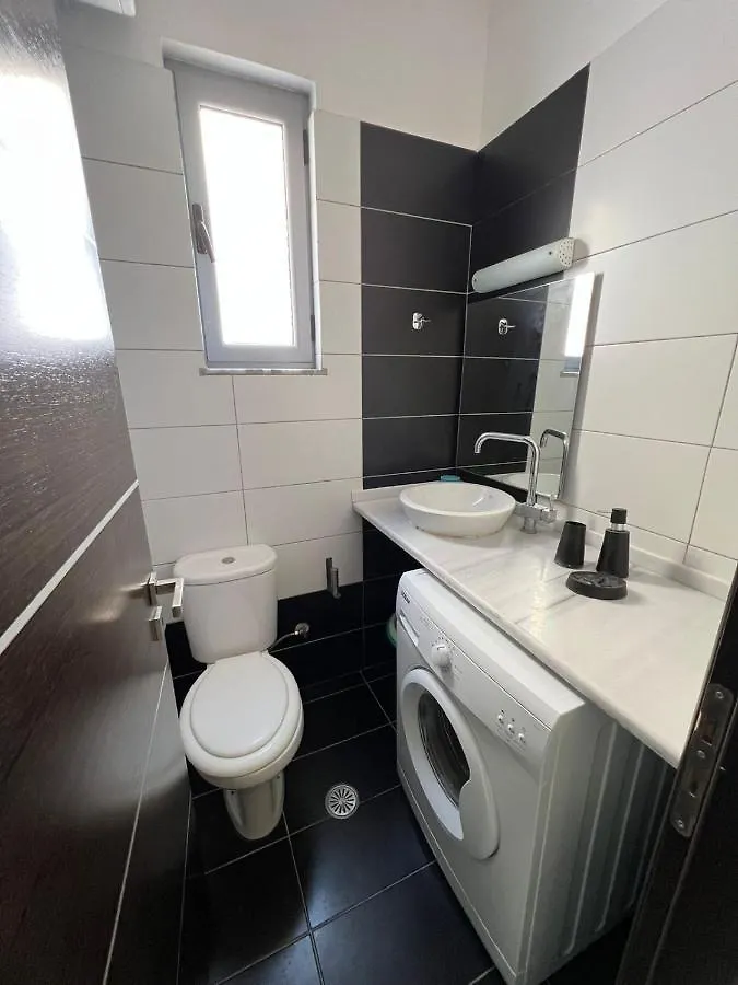 Adam Apartments Saranda
